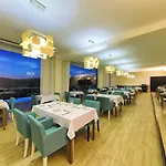 Agua 4* 蒙丁-迪巴什图