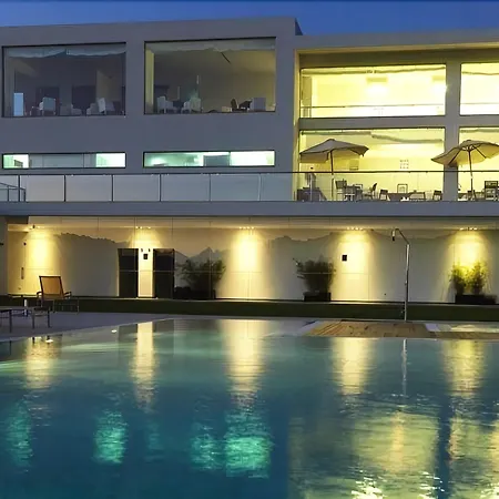 Agua 4* مونديم دي باستو